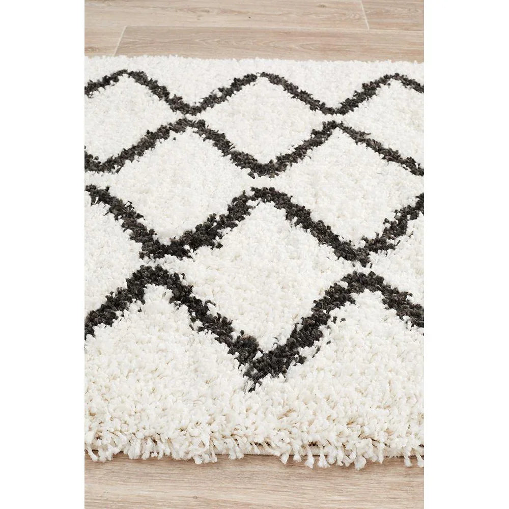 Saffron 11 White Runner Rug - ICONIC RUGS