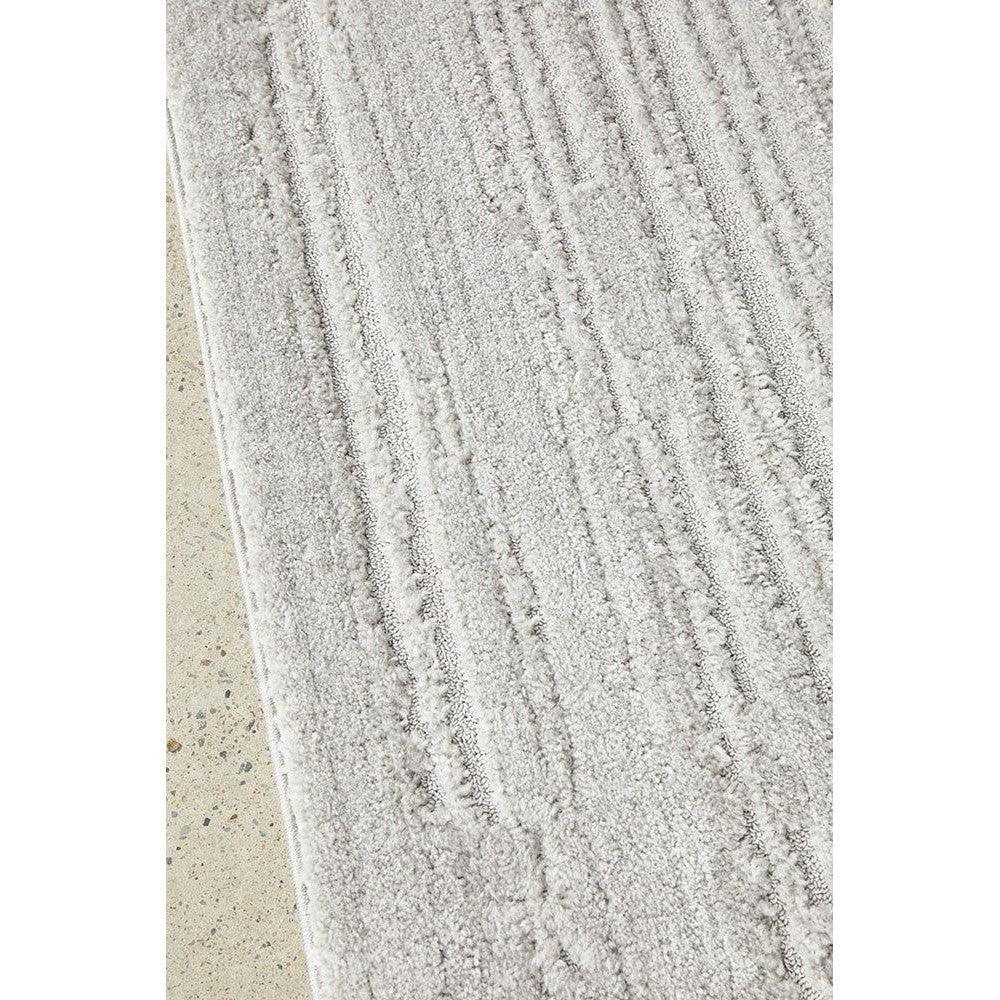 Serenade Ezra Rug in Silver