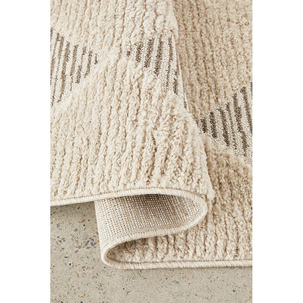 Serenade Yuri Rug in Beige