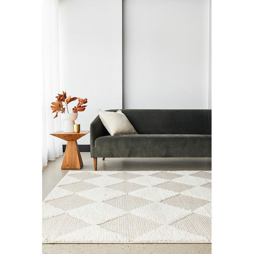 Serenade Yuri Rug in Natural
