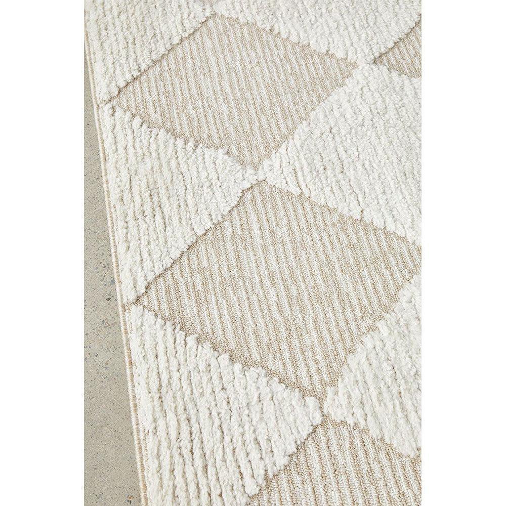 Serenade Yuri Rug in Natural