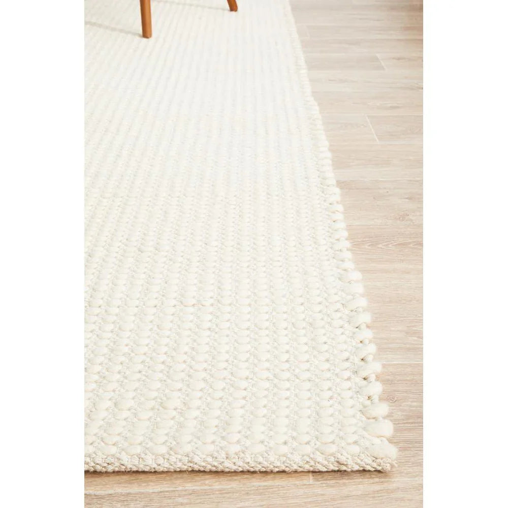 Skandinavian 300 White Rug - ICONIC RUGS