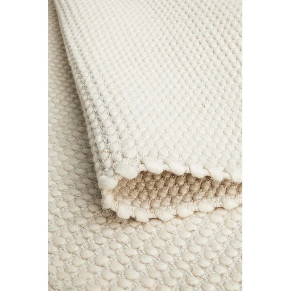 Skandinavian 300 White Rug - ICONIC RUGS