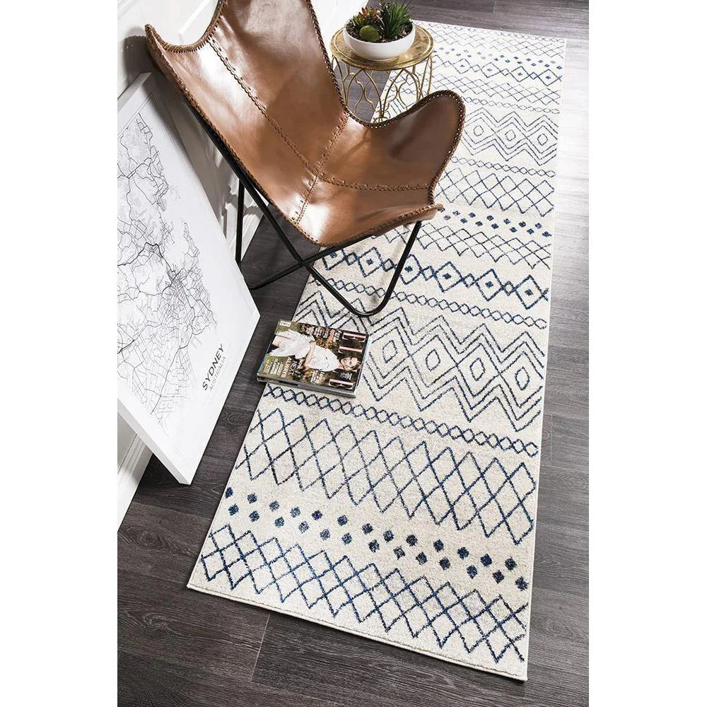 Oasis Nadia White Blue Rustic Tribal Runner Rug