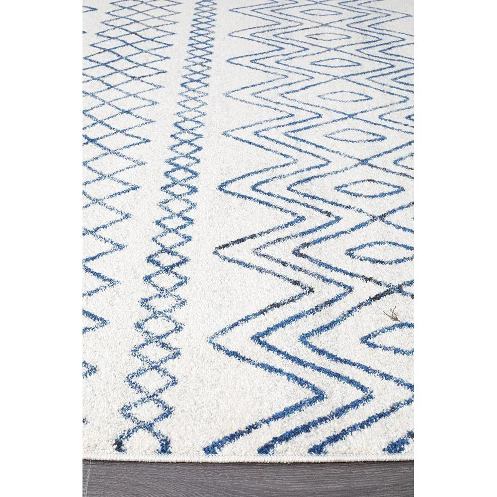 Oasis Nadia White Blue Rustic Tribal Runner Rug