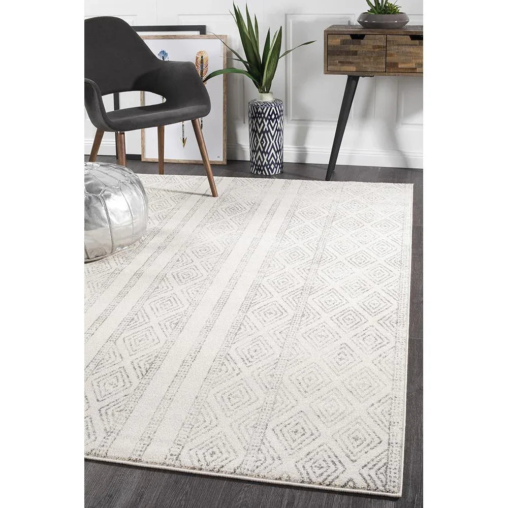 Oasis Salma White And Grey Tribal Rug