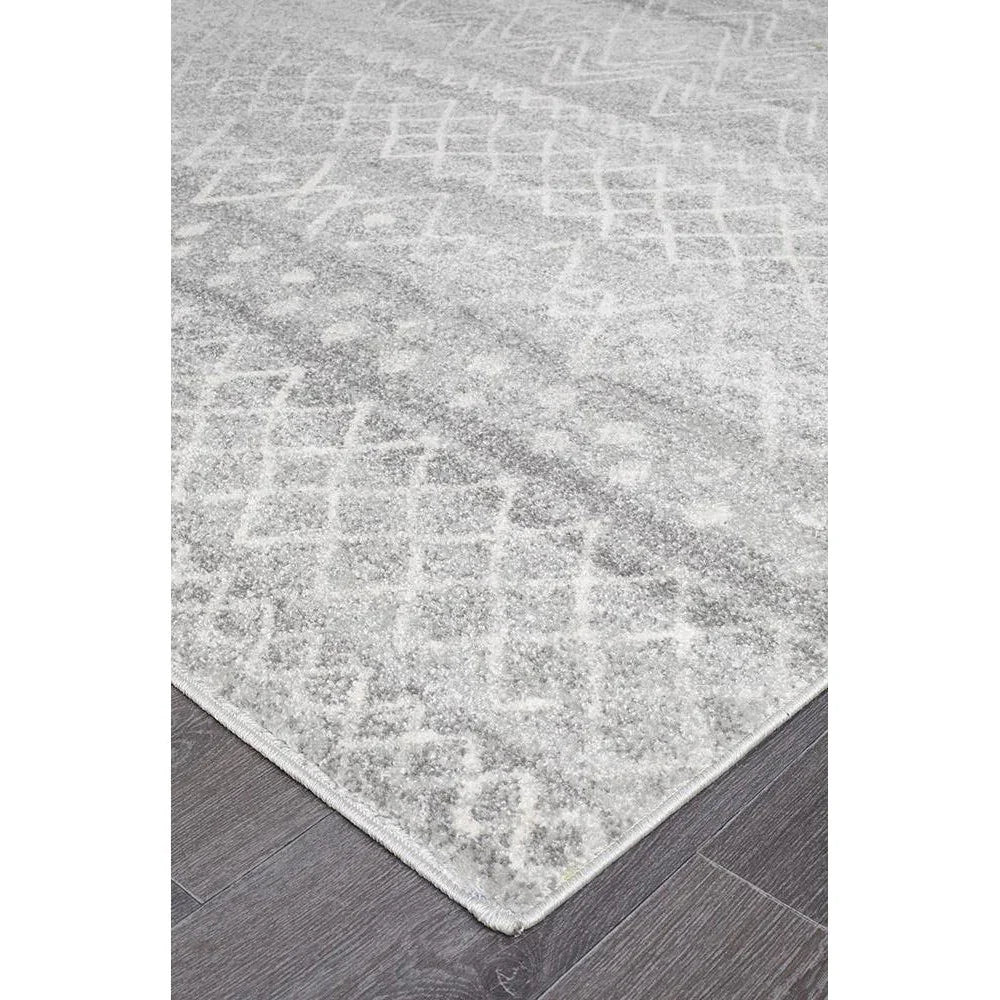 Oasis Selma Silver Tribal Rug