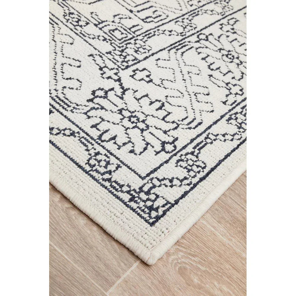 Seaside 5555 White Rug - ICONIC RUGS