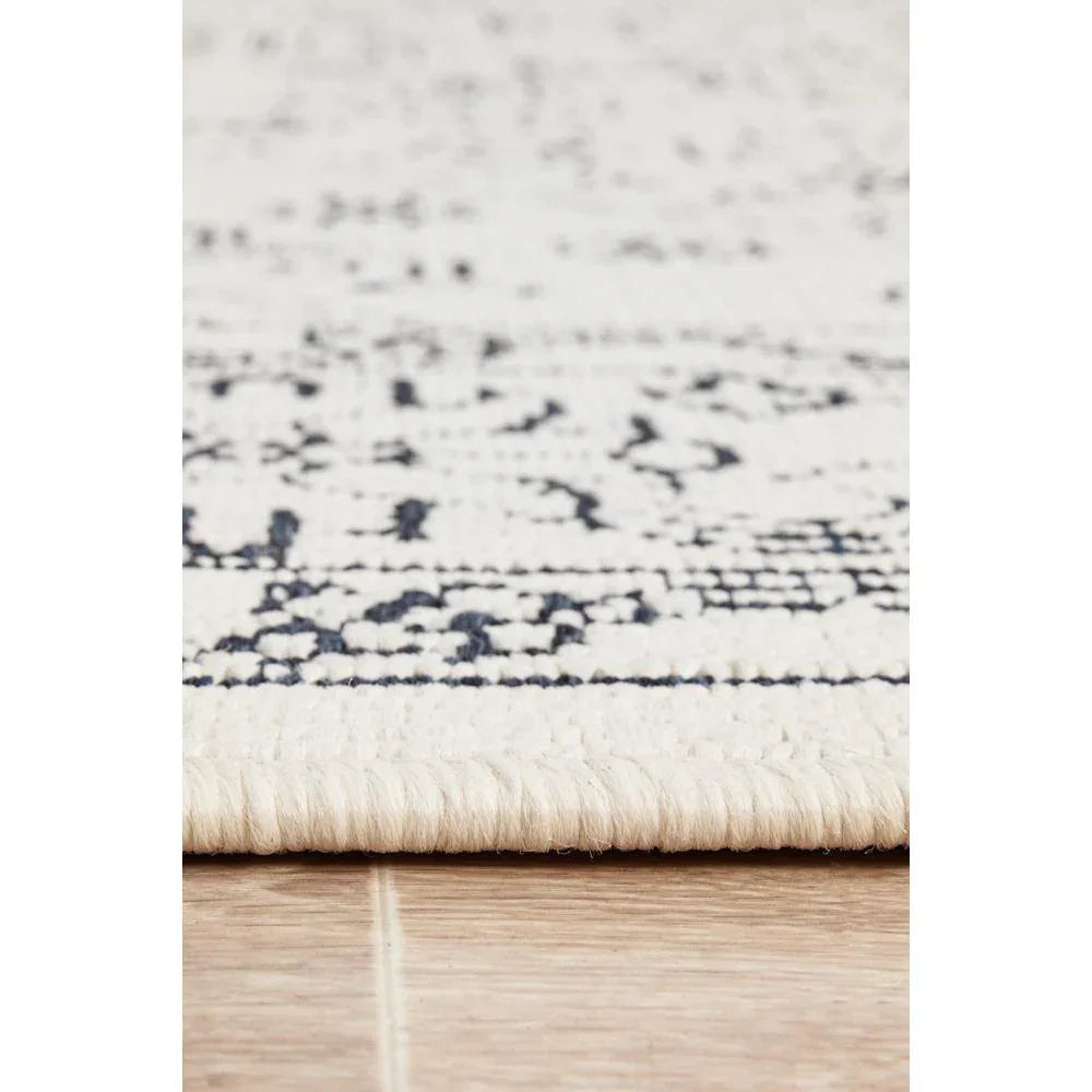 Seaside 5555 White Rug - ICONIC RUGS