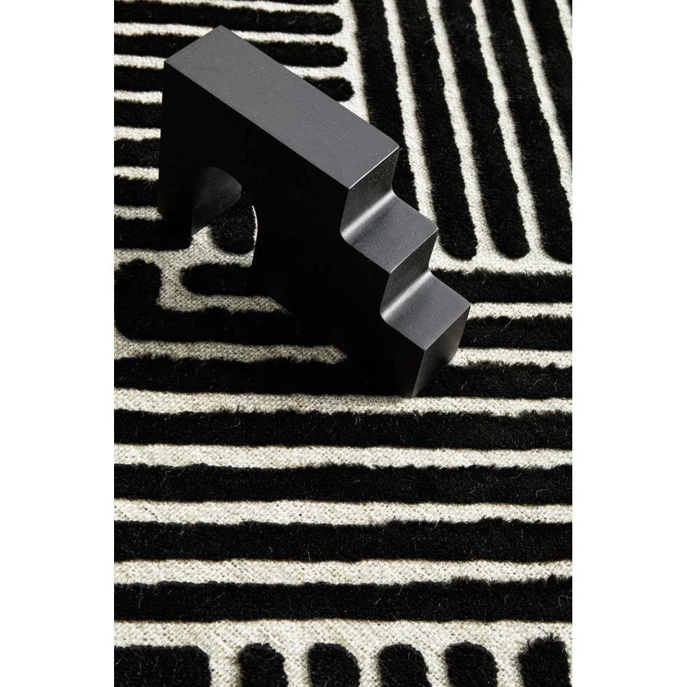 York Cindy Black & Gold Runner Rug - ICONIC RUGS