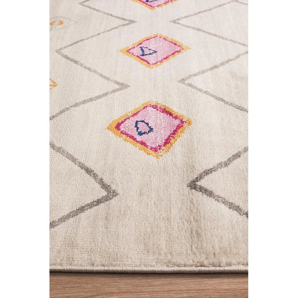 Zanzibar 763 White - ICONIC RUGS